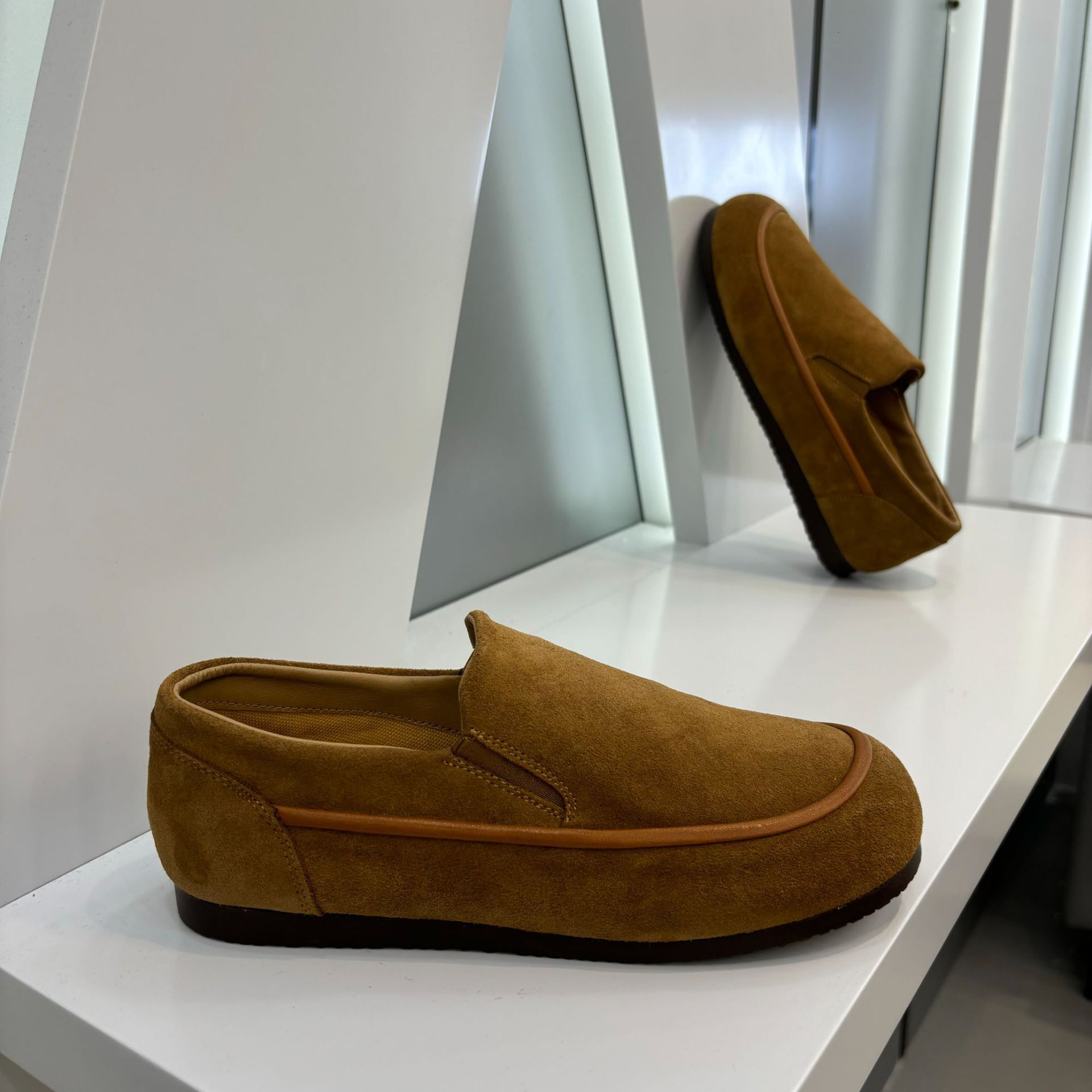 Ddmybear Men's 2024 New Fashionable, Comfortable And Versatile Bean Spirited Young Man, One Foot Board Shoes, Casual Leather Shoes Chinese Brand 