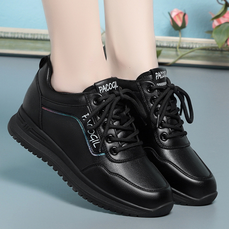 2024 Spring Autumn New Sports Women's Fashion Travel Leisure Soft Sole Middle-aged Elderly mother Shoes Chunky Causal