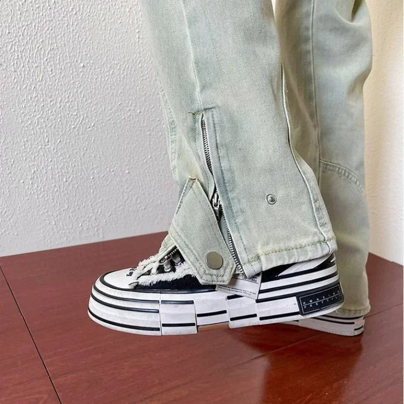 Trousers Zipper Punk Man Cowboy Pants Flared Bootcut Mens Jeans with Slits Stacked Cotton Kpop Trend Fashion Xs Harajuku 240912