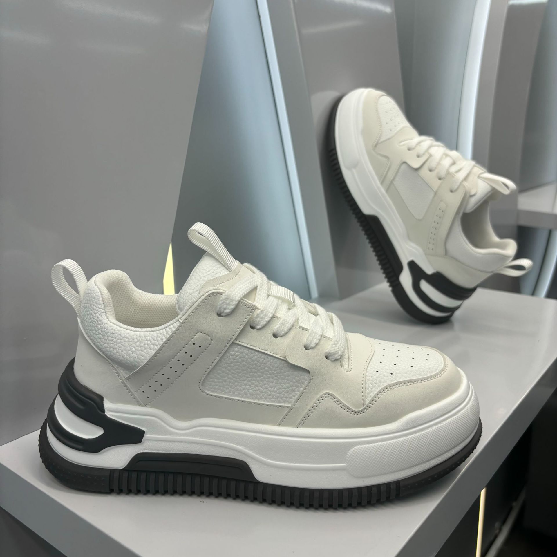 Ddmybear Little White Men 24 New Soft Soled Height Increasing Breathable For Sports And Leisure Board Versatile Trendy Men's Shoes Chinese Brand 