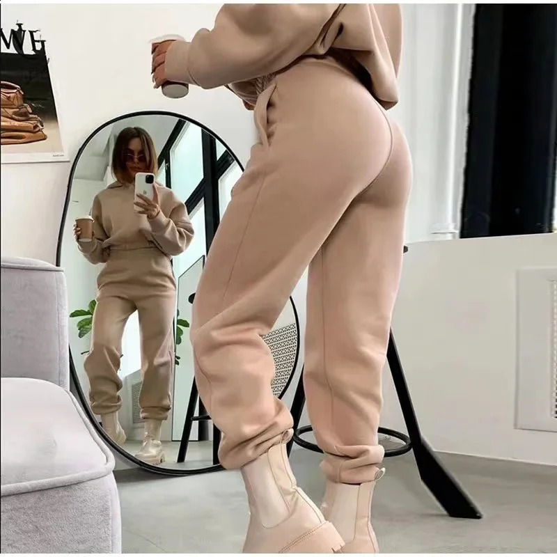 Autumn Winter Two Piece Sets Women Tracksuit Oversized Suit Trouser Suits Female Sweatshirt Solid Sports Hoodie Sportswear 240905