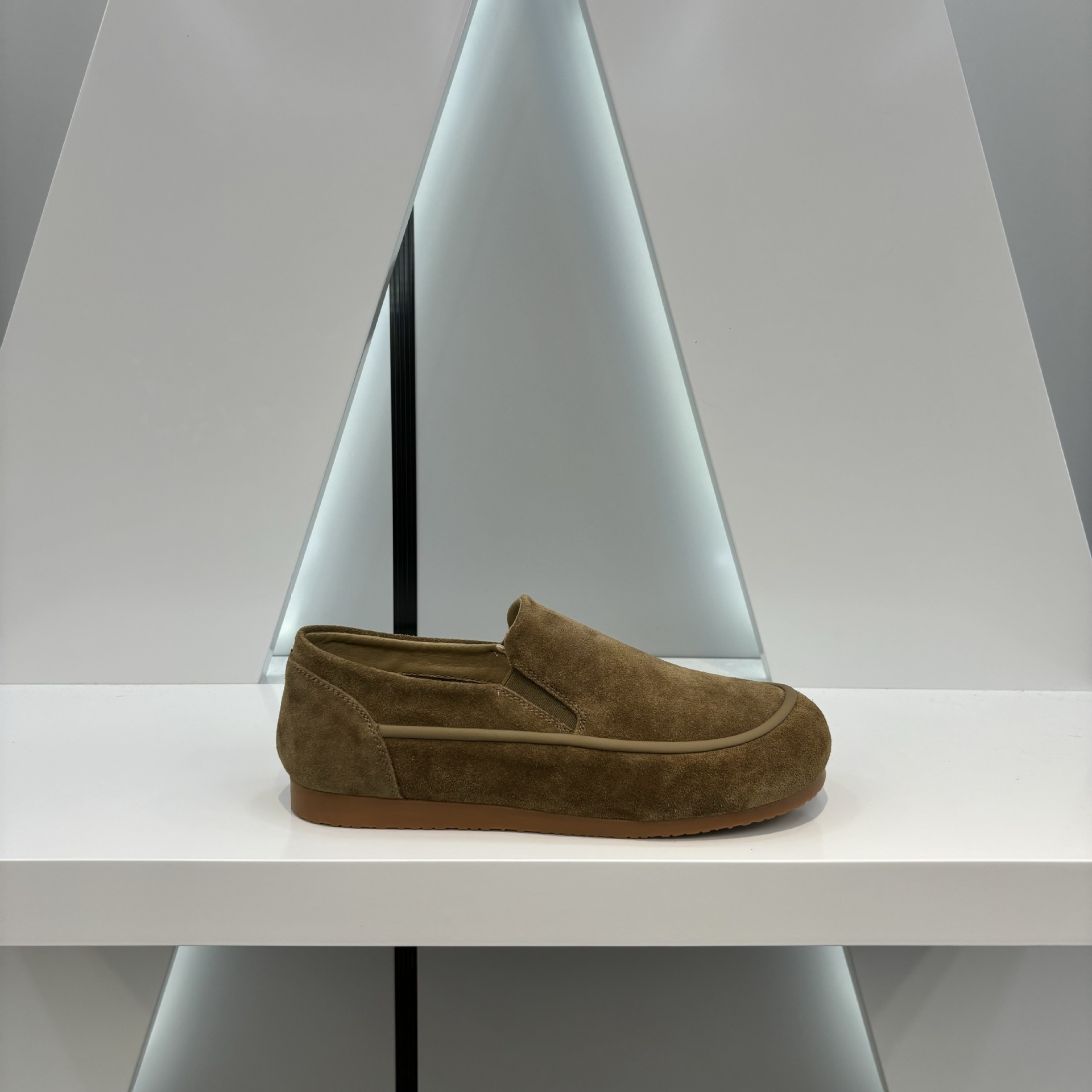 Ddmybear Men's 2024 New Fashionable, Comfortable And Versatile Bean Spirited Young Man, One Foot Board Shoes, Casual Leather Shoes Chinese Brand 