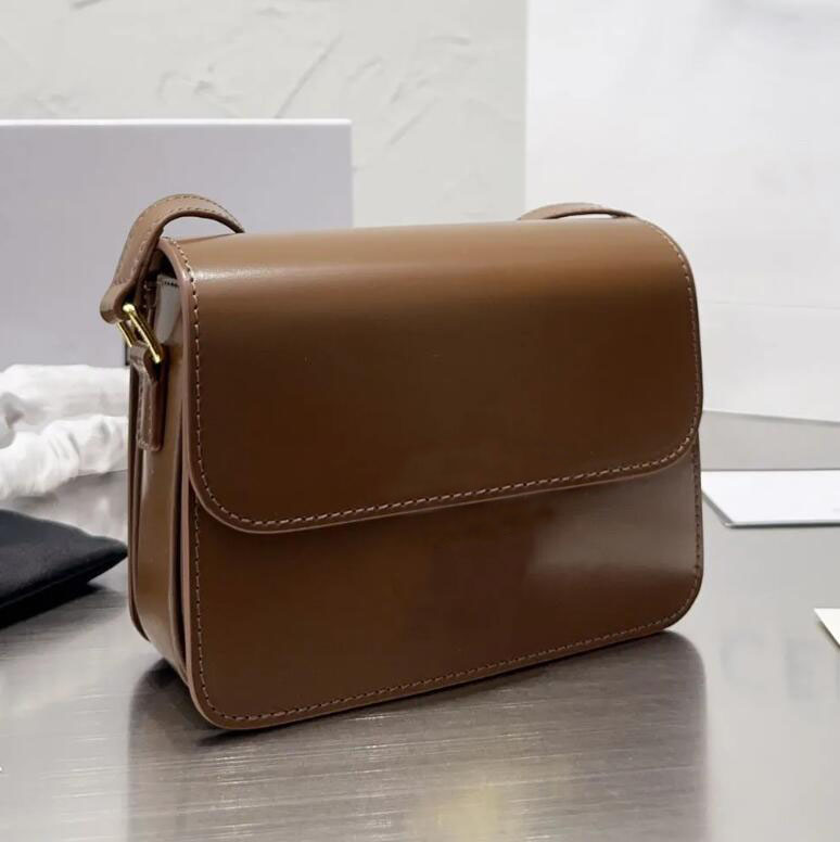 saddle bags triomphes shoulder leather purse crossbody tote bag designer C008