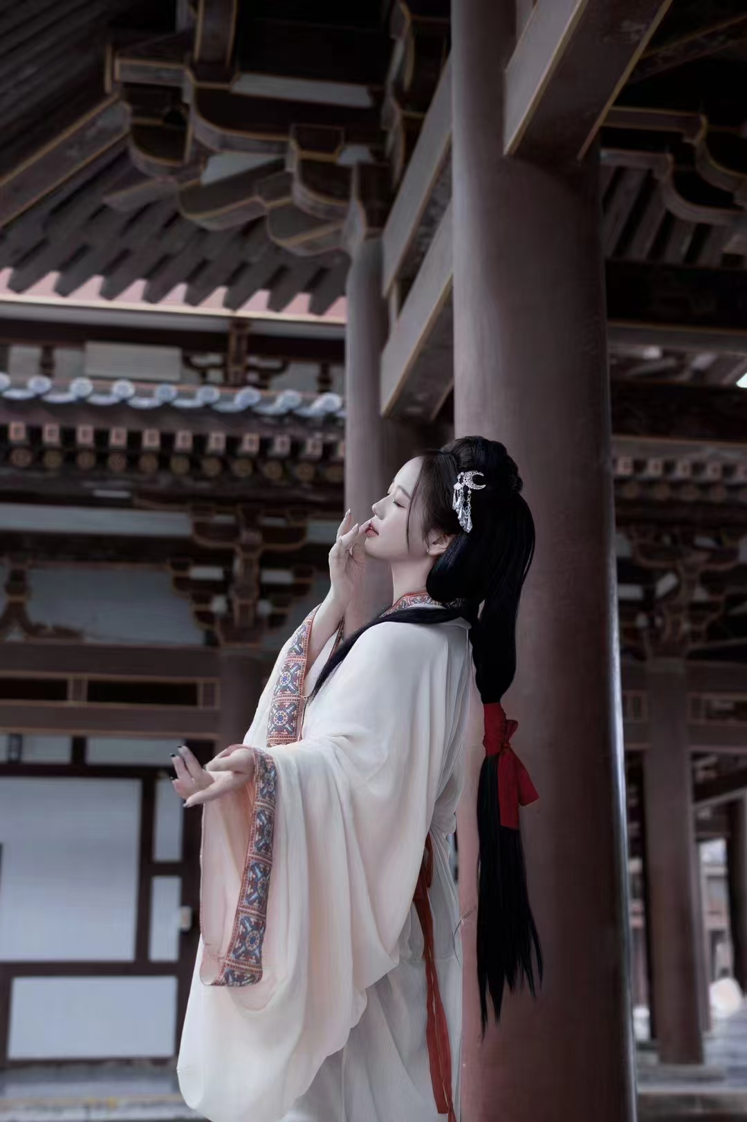 Oriental dress Hanfu for Women - Traditional Ancient Style with Flowing Train, New style clothes for women Photoshoot