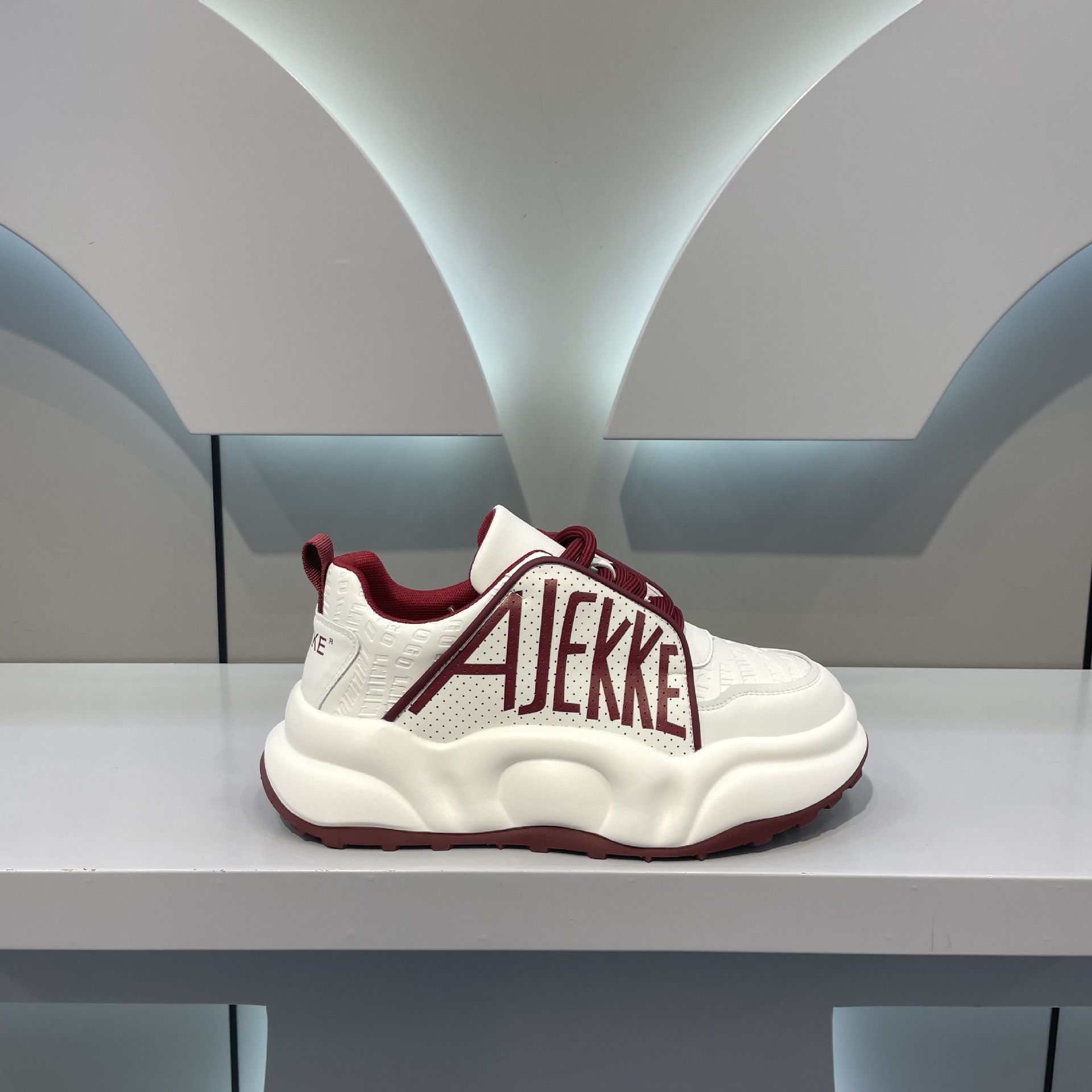Ddmybear New Autumn High-End Fashion Casual Sports For Men, With Thick Leather Sole And Trendy Dad Shoes That Are Versatile Chinese Brand Shoes F915-1