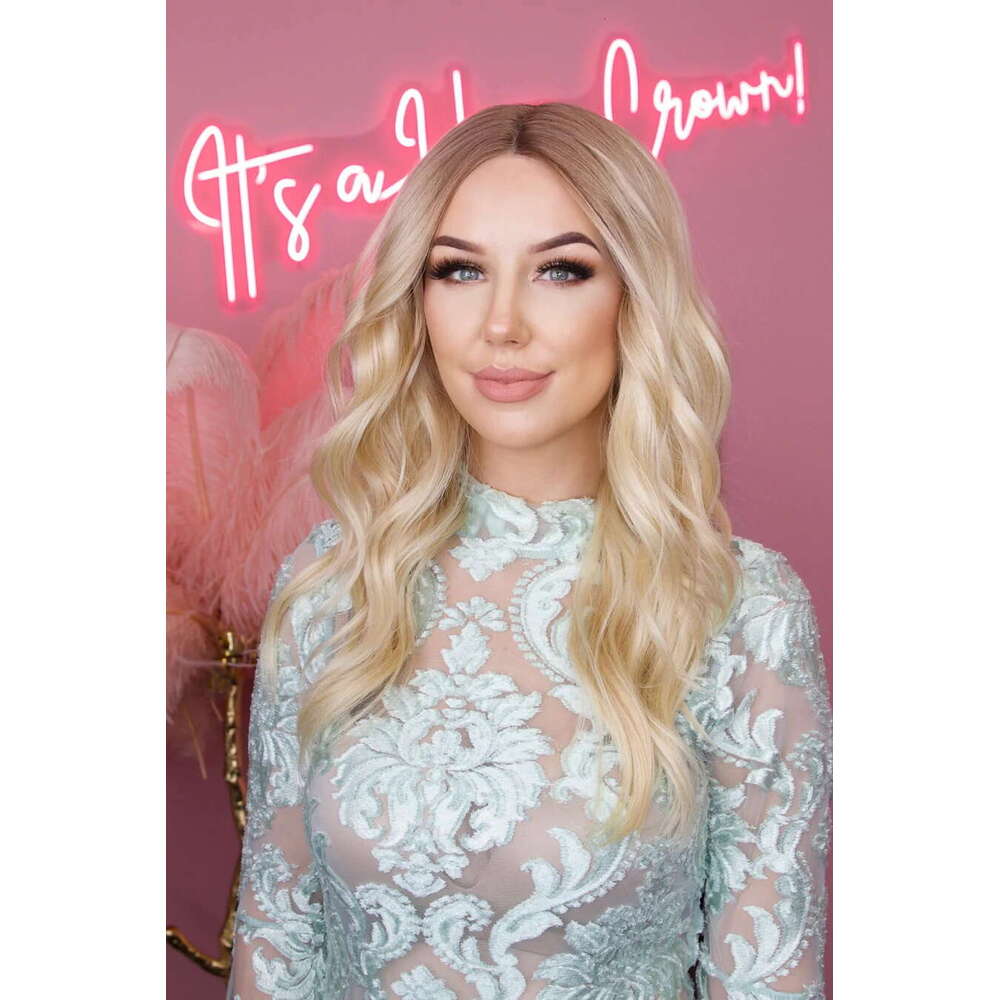 Synthetic Heat Resistant Blonde Wavy Human Hair Mixed 10% Dark Roots Ombre Front Wig 13X4 Transparent Lace