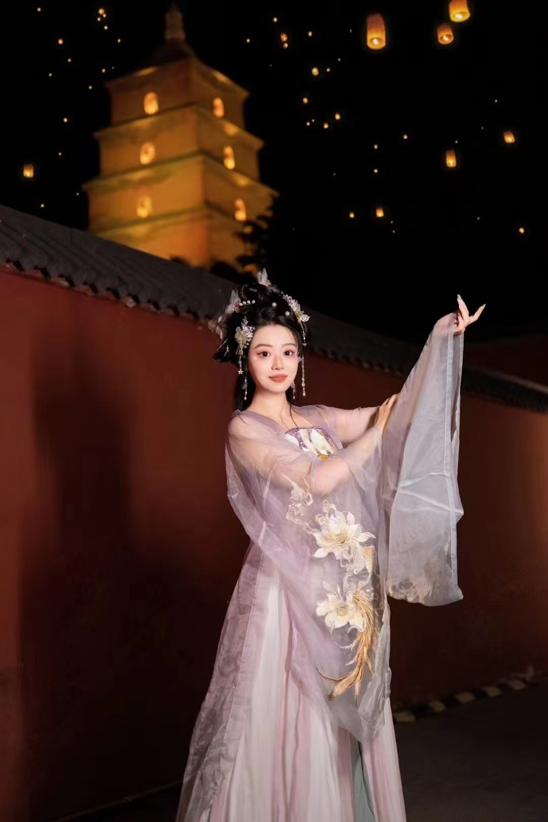 New Summer Hanfu Women's Jin He Heavy Embroidery Large Sleeve Top with Hezi Skirt - Ethereal Ancient Style Twelve Flower Goddess