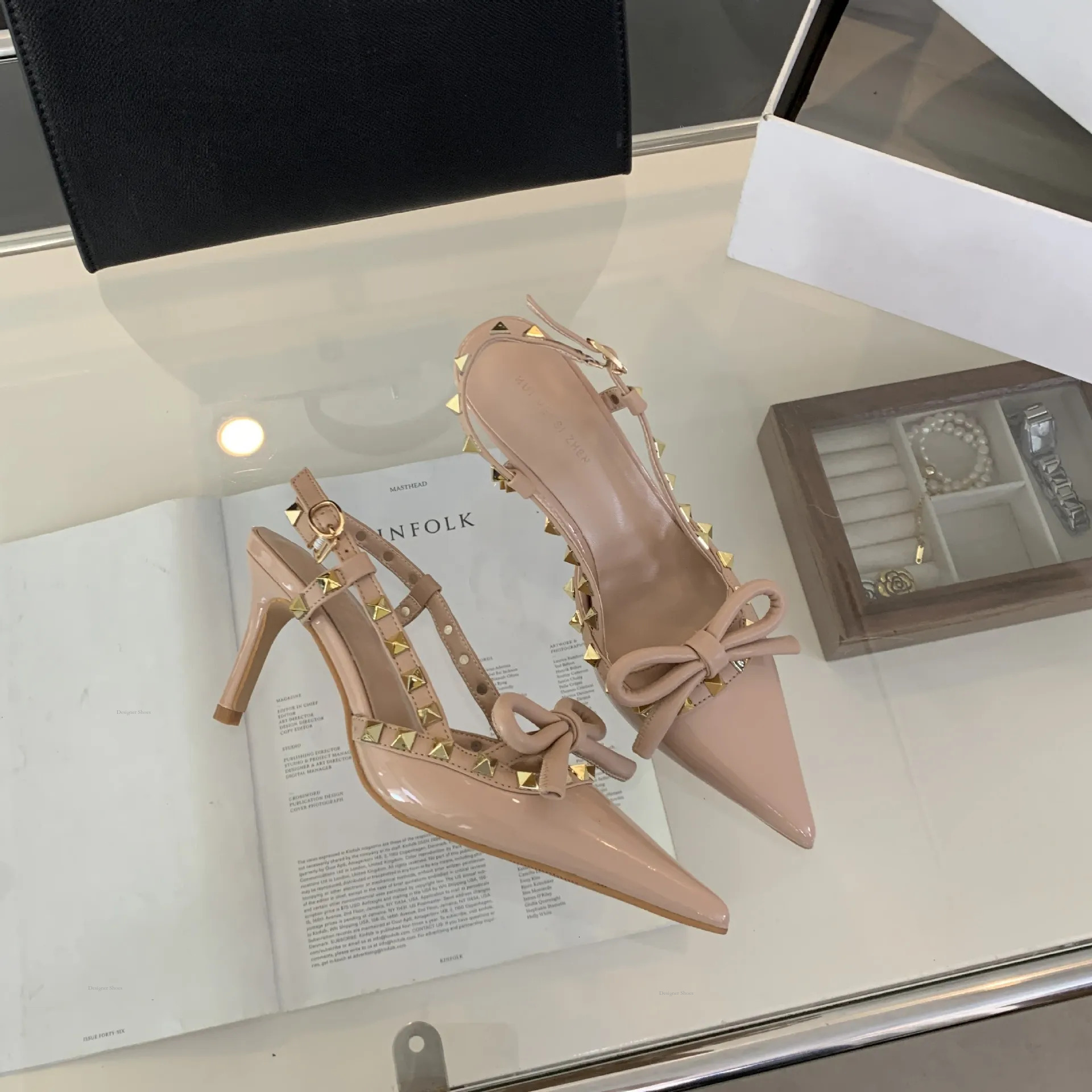 2024 New Pointed Free Shipping High Heels French Socialite Style Rivet Bow Toe Women's Singles Shoes