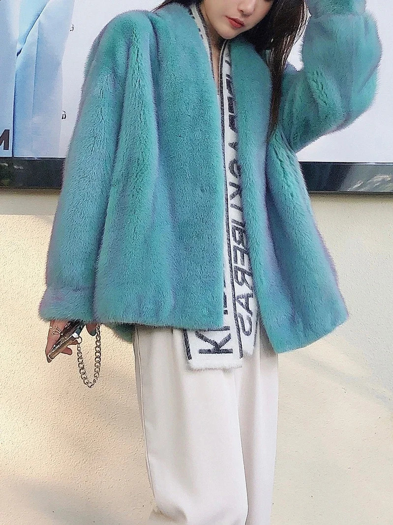 Women Winter Faux Fur Warm Coat Vintage Long Sleeve Female Thick Teddy Bear Coat Casual Loose Oversize Blue Outwears B134 240911