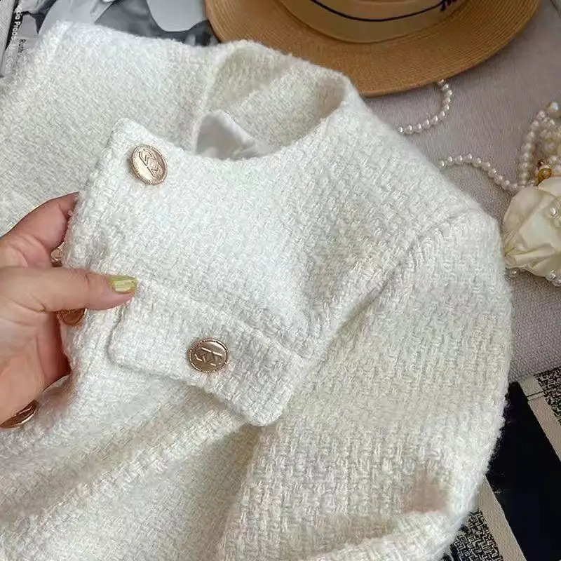 Classic Style Tweed Coat Pocket Causal Tweed Coat Office Ladies Suit Jacket Chic Female Tweed Basic Jacket Coat Outerwear 240911