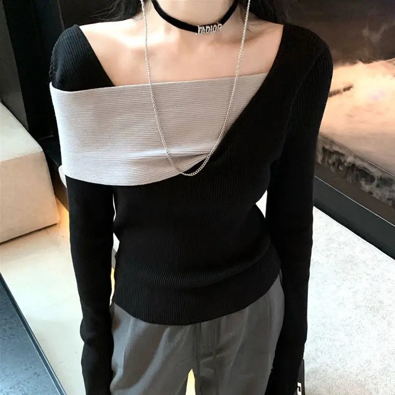 Women Autumn Winter Fashion Slim Patchwork Vneck Long Sleeve Knitwear Clothes Temperament Allmatch Trend Knitting Tops 240904