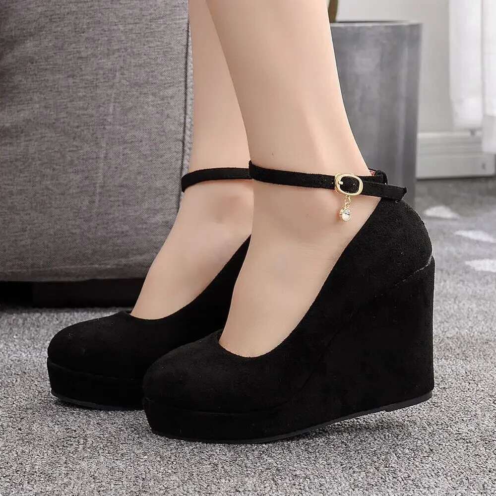 2024 New Bow Wedge Large Size Wedding Party Shoes Black/Red Thick Sole Fashion Women's High Heels