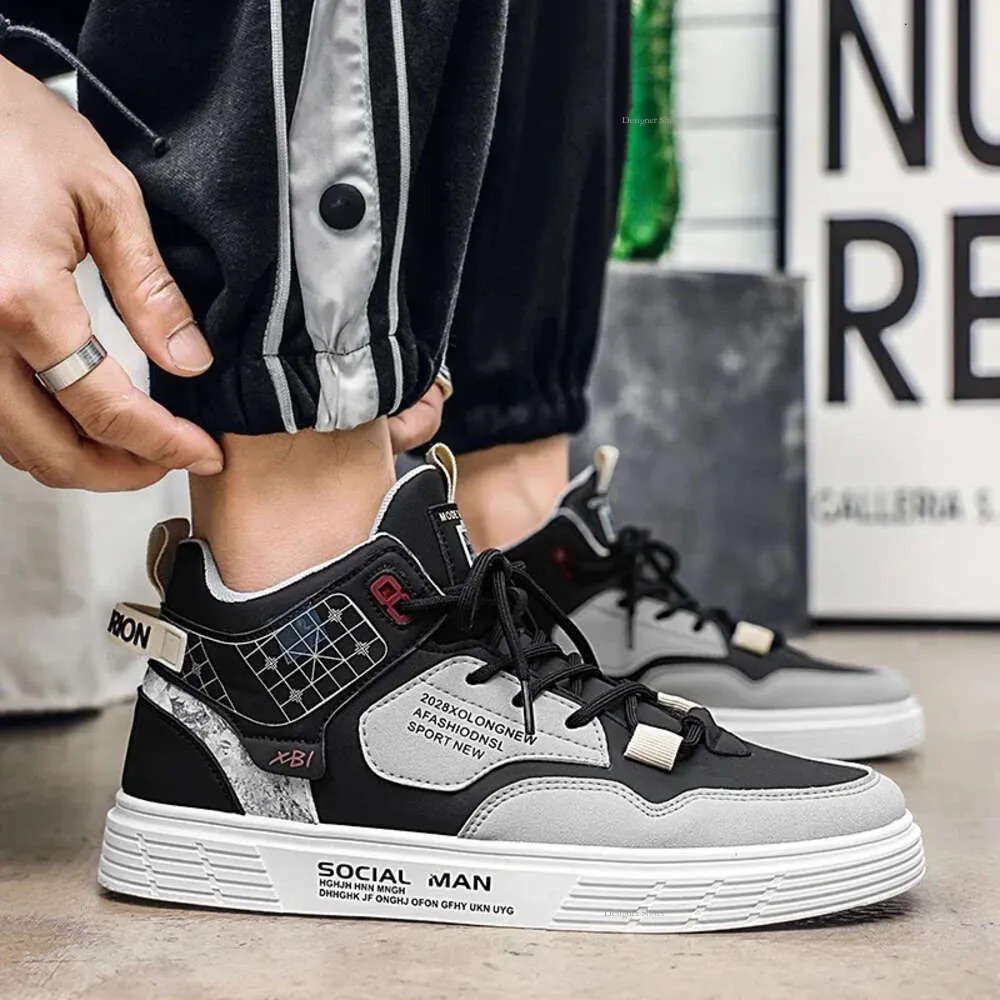 New Casual 2023 Sneakers Four Seasons Sulfide Men's Walking Sports Flat Soles Versatile Men Shoes