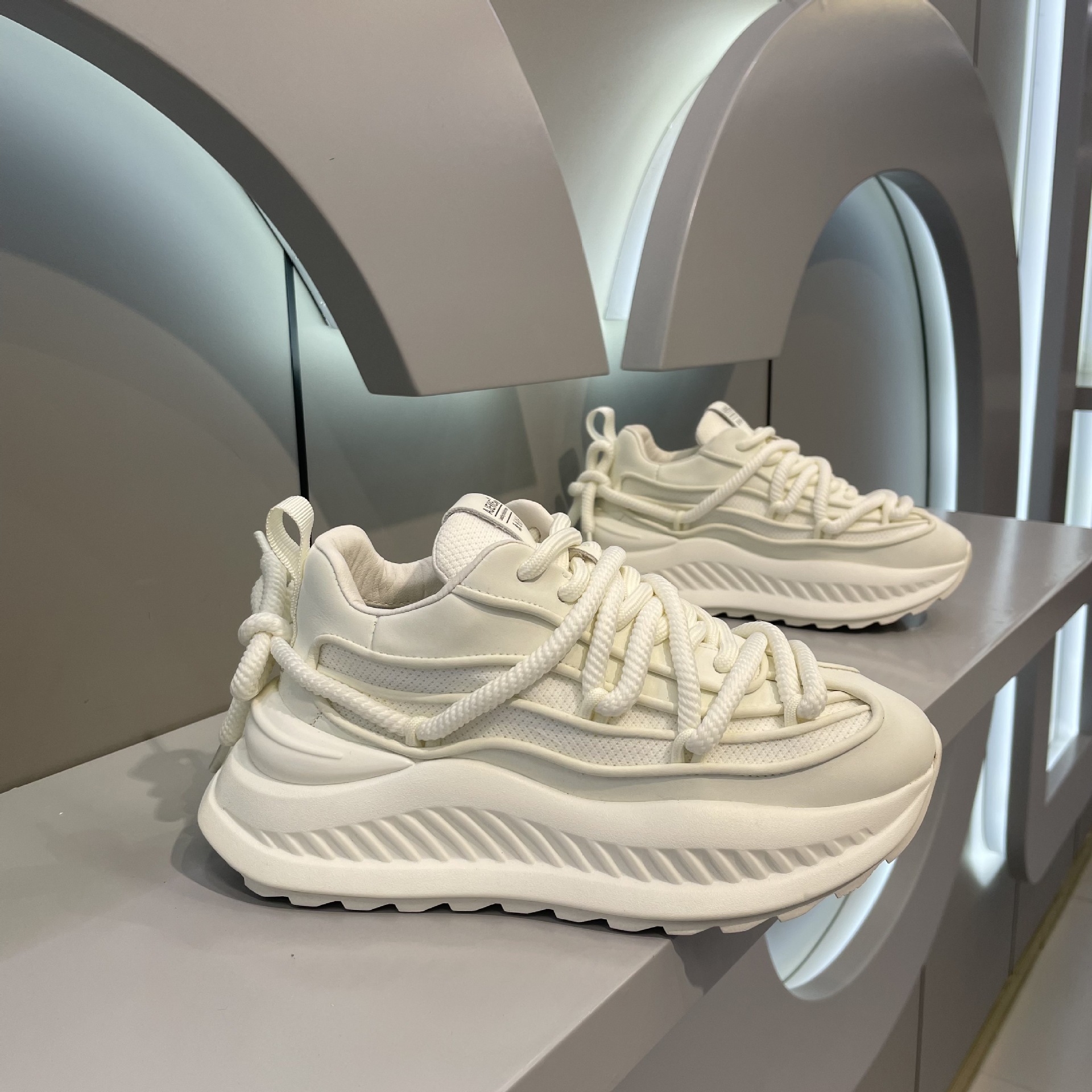 Ddmybear Comfortable Casual Lightweight Running And Sports Shoes, Trendy Men's Thick Soles, Increased Height, White Dad Shoes Chinese Brand Shoes