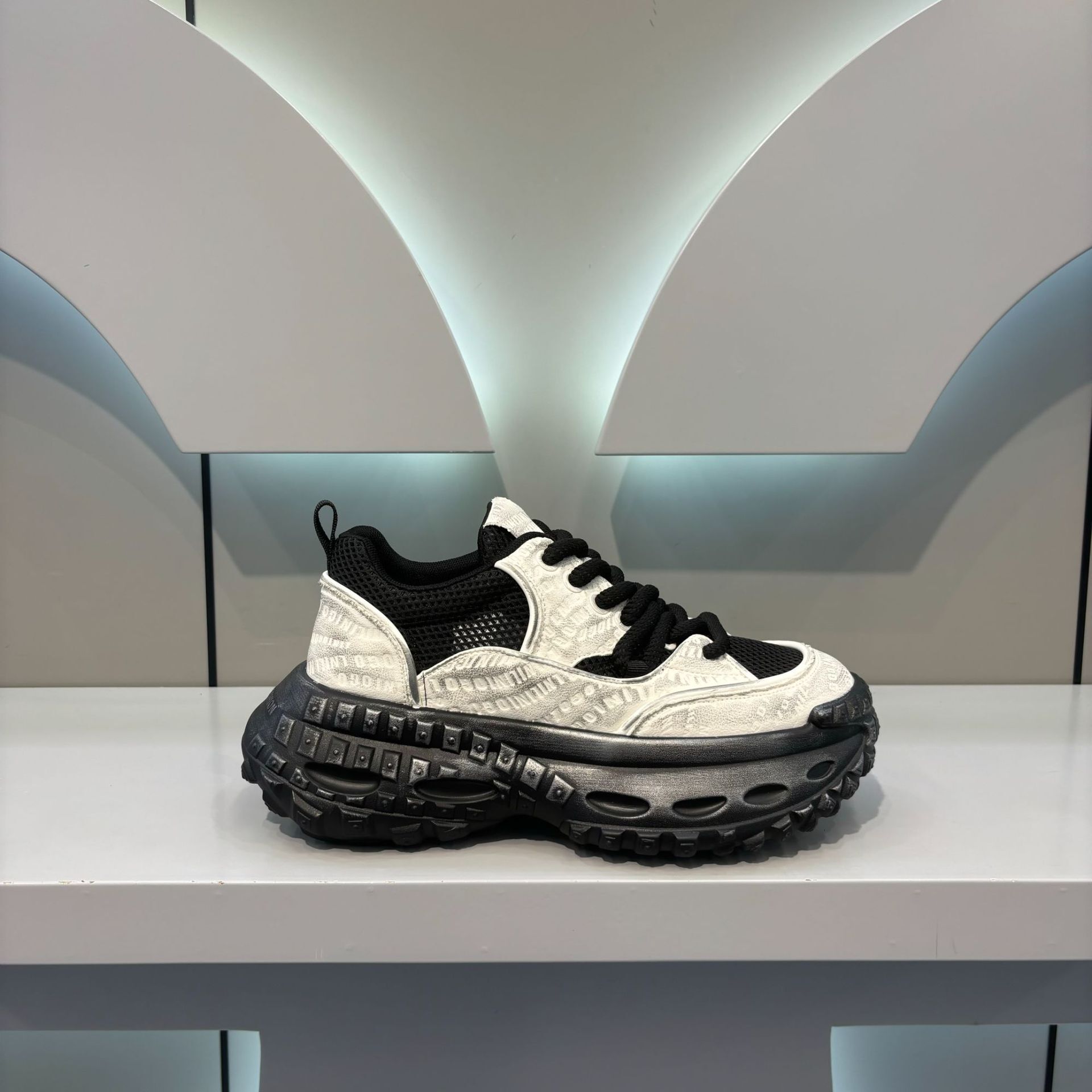 Ddmybear Autumn New Men's With Lightweight And Versatile Tire Soles, Height Increasing Sports Breathable Casual Shoes, Dad Shoes Chinese Brand Sh