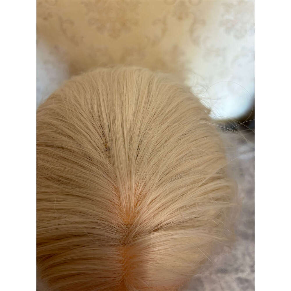 26 Inches White Hair Wigs For Women Ash Blonde Ombre Synthetic Natural Wavy Long Heat Resistant Curly Wig Cosplay