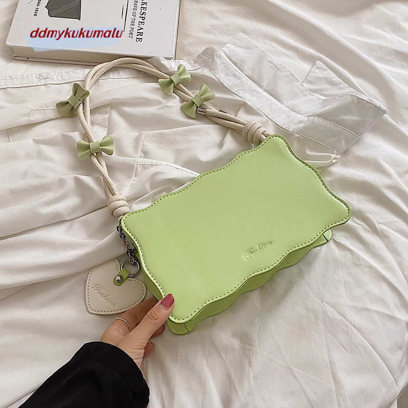 Small Korean style armpit for women in summer 2022, new butterfly bow girl small square bag, fashionable and stylish shoulder bag H724#30 kukumalu