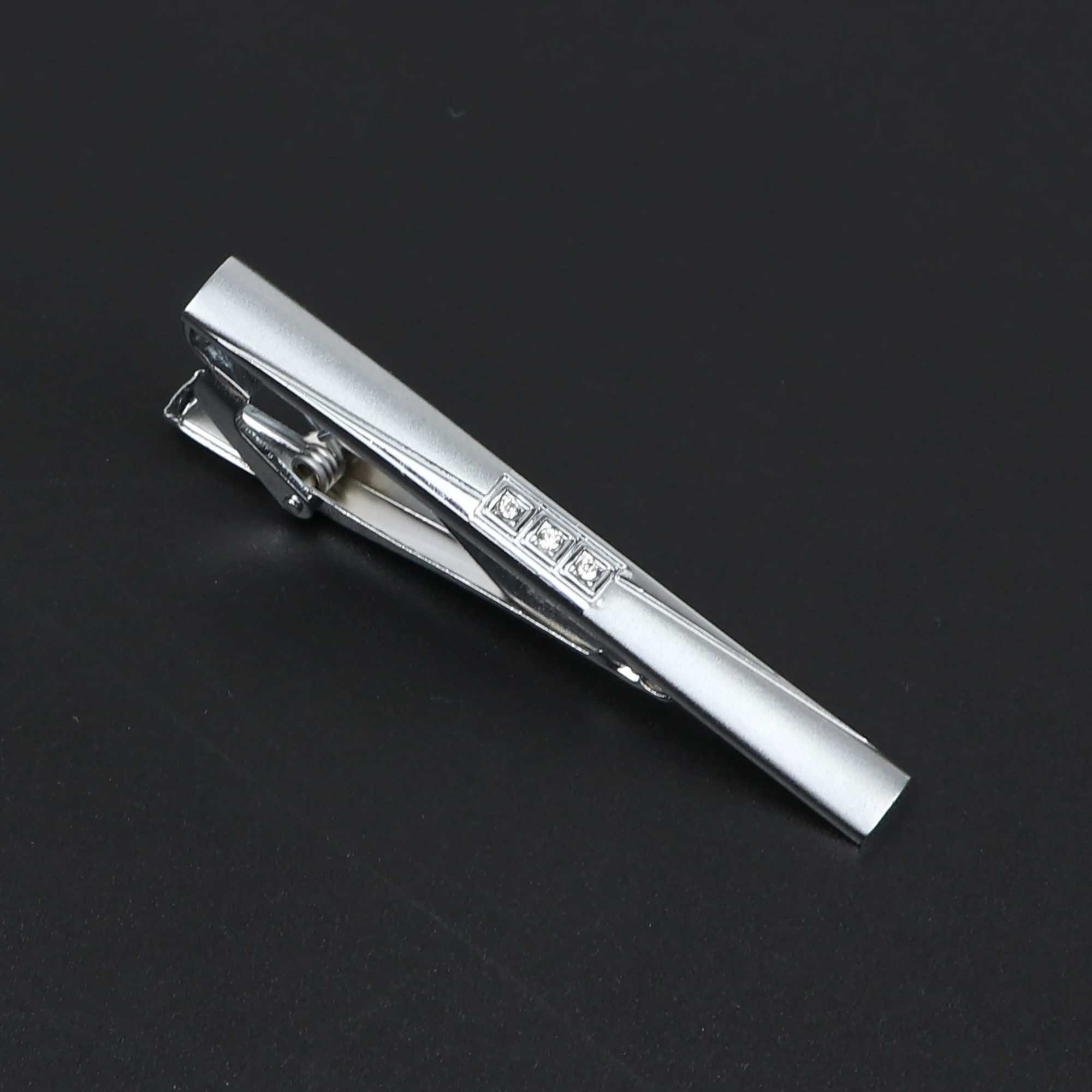 Mens metal tie clip silver bright chrome stainless steel jewelry tie buckle suitable for parties weddings business tie accessories W240914