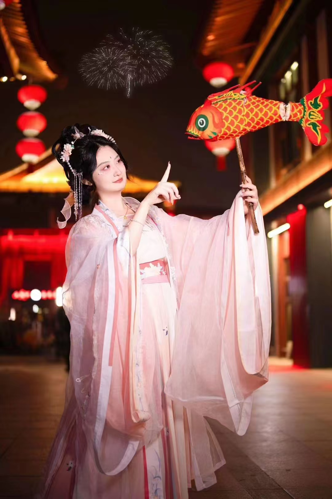Chang'an Style Hanfu Women's Hezi Skirt - Tang Dynasty Embroidered Qi-Chest Ruqun with Large Sleeves - Photoshoot