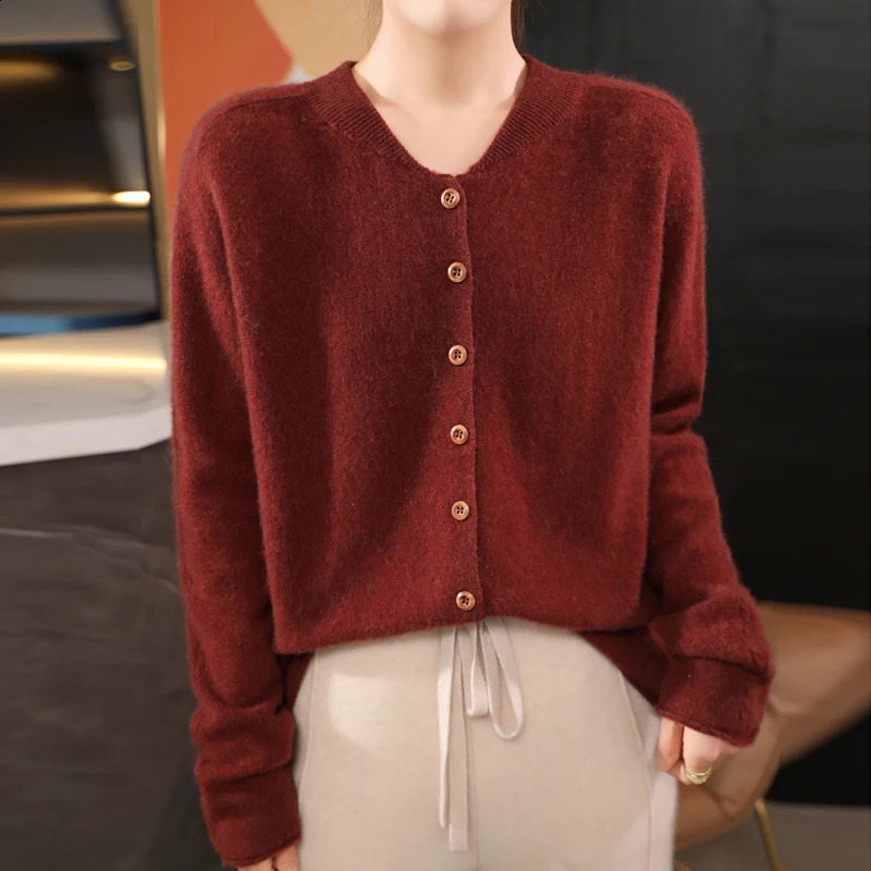 100% Wool Cardigan Sweater Women Fashion Solid Color Long Sleeve Top Autumn Winter Knit Female Casual Loose Warm Jacket 240904