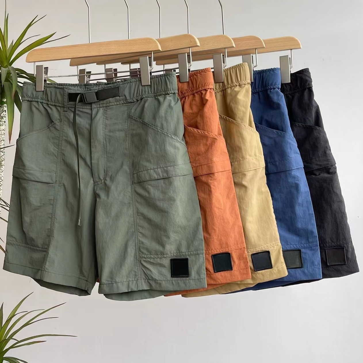 Designer mens casual knee-length cargo shorts fashion street tide beach shorts quick-dry big pocket work five-piece belt board short pants cargo