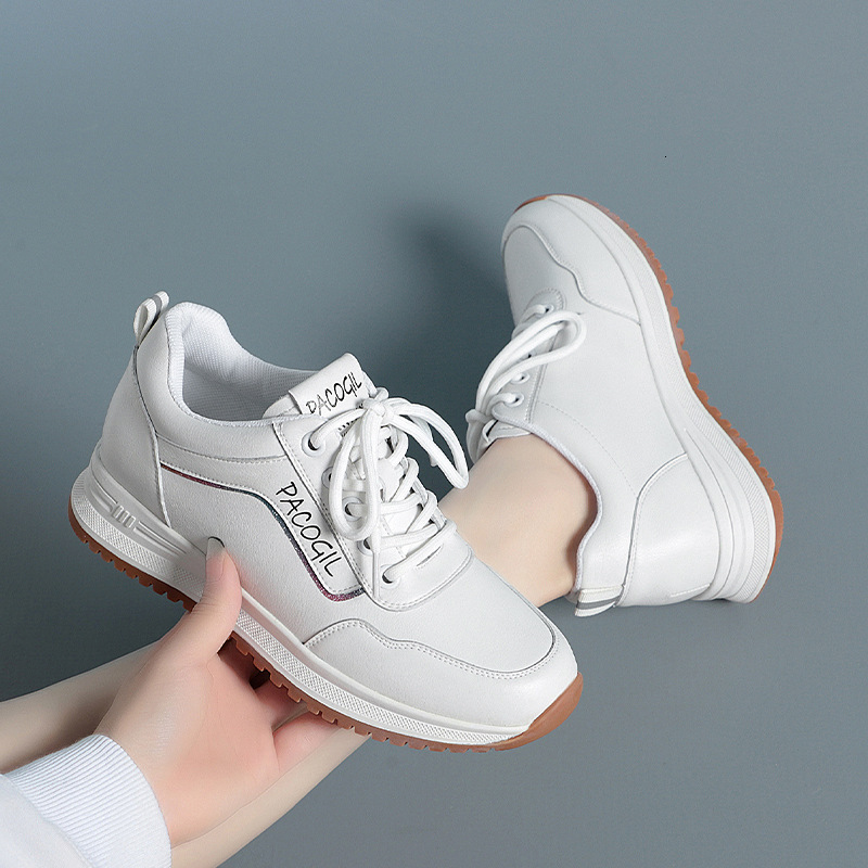 2024 Spring Autumn New Sports Women's Fashion Travel Leisure Soft Sole Middle-aged Elderly mother Shoes Chunky Causal