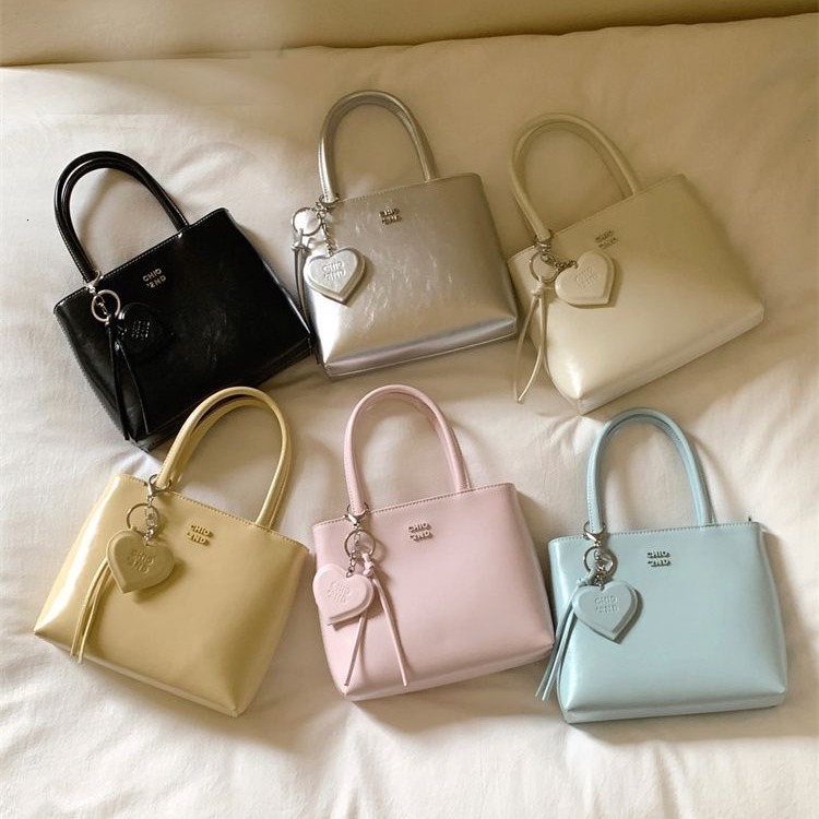 Southern Wind Romantic Summer Tote 2024 New Cute and Niche Handheld Fashion Single Shoulder Crossbody Bag 250321
