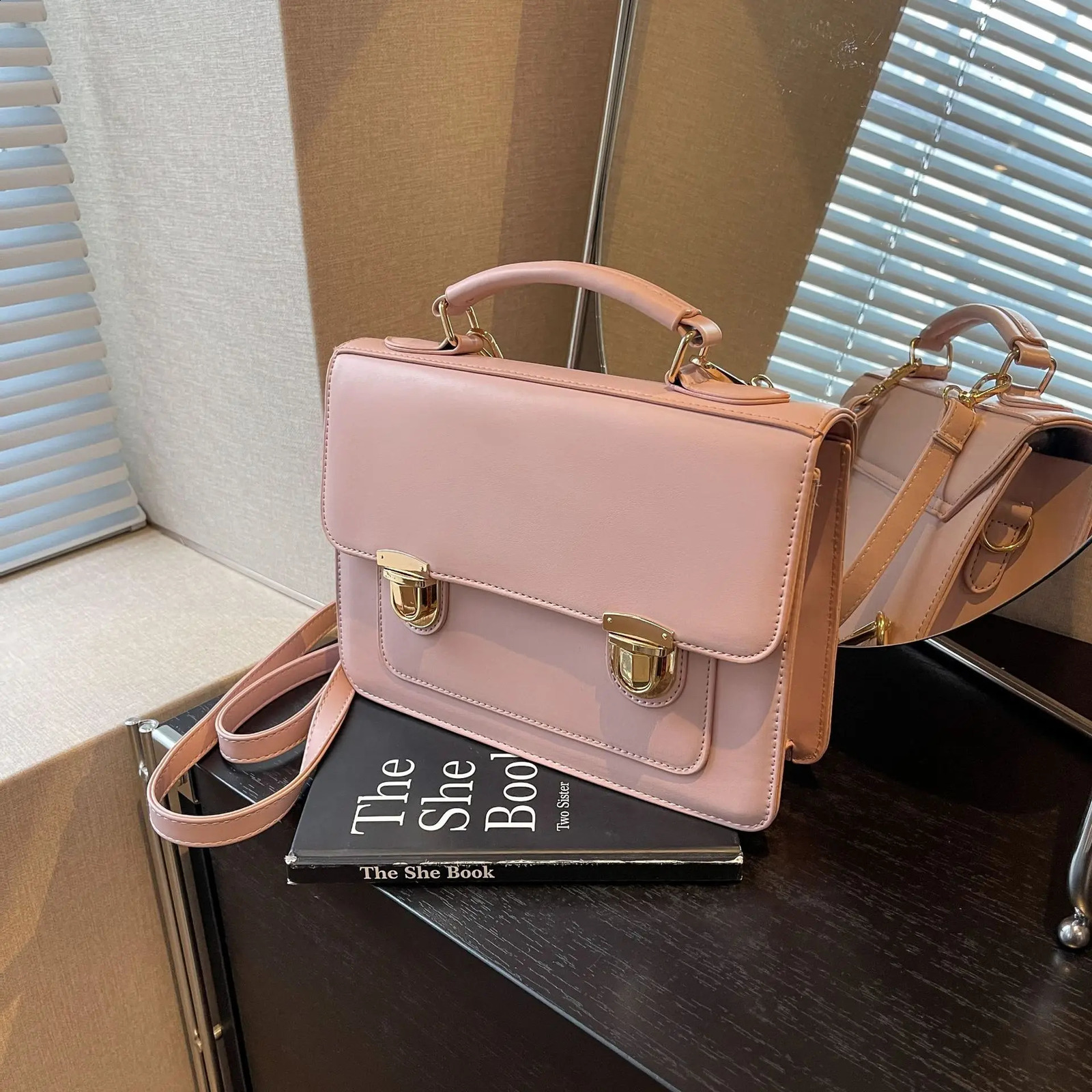 Korean style womens OL Vingate Mormcore backpack handbag briefcase shoulder bag 240912