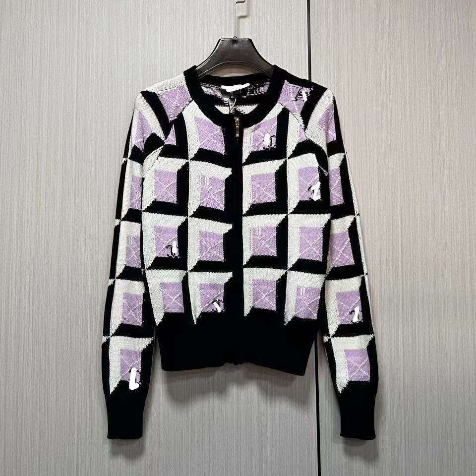 2024 early autumn new knitted round neck pullover with raglan sleeve colorful checkered jacquard design, fashionable 8