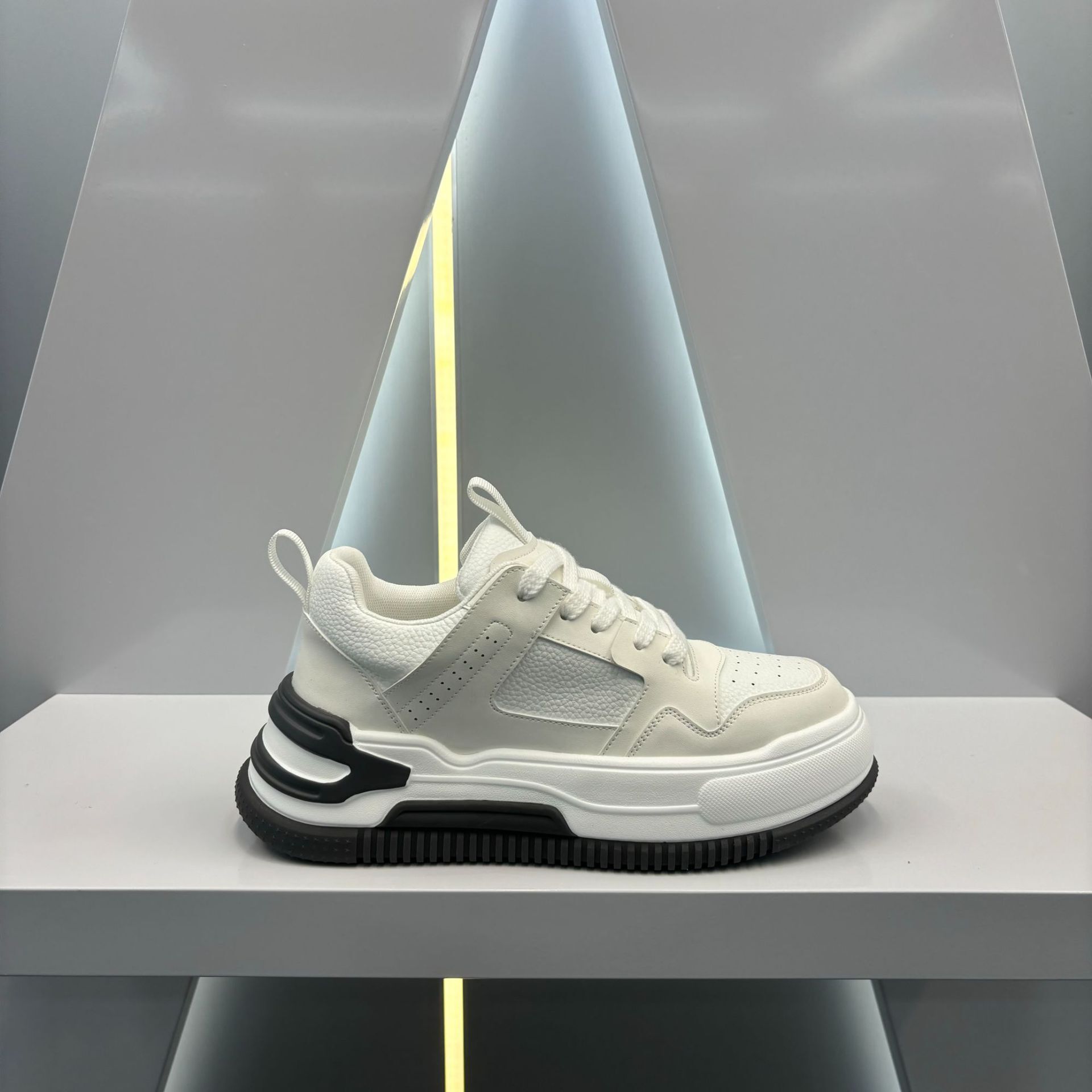 Ddmybear Little White Men 24 New Soft Soled Height Increasing Breathable For Sports And Leisure Board Versatile Trendy Men's Shoes Chinese Brand 