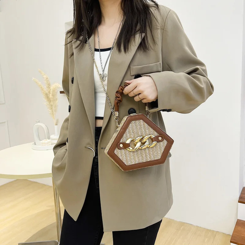 YOUDEYISI Summer Texture Small Crowdsourcing Women Clown Chain Bag Messenger Handbag 240913