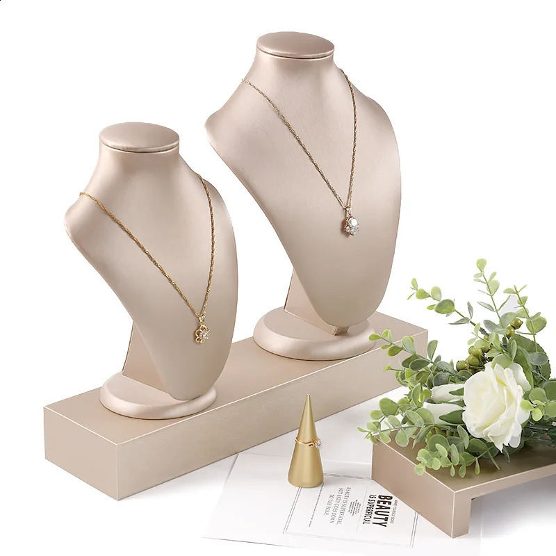 Novel Leather Jewelry Necklace Display Stand Bust Mannequin Pendant Chain Neck Model Presenting Rack Holder Shop Retail Showcase 240910