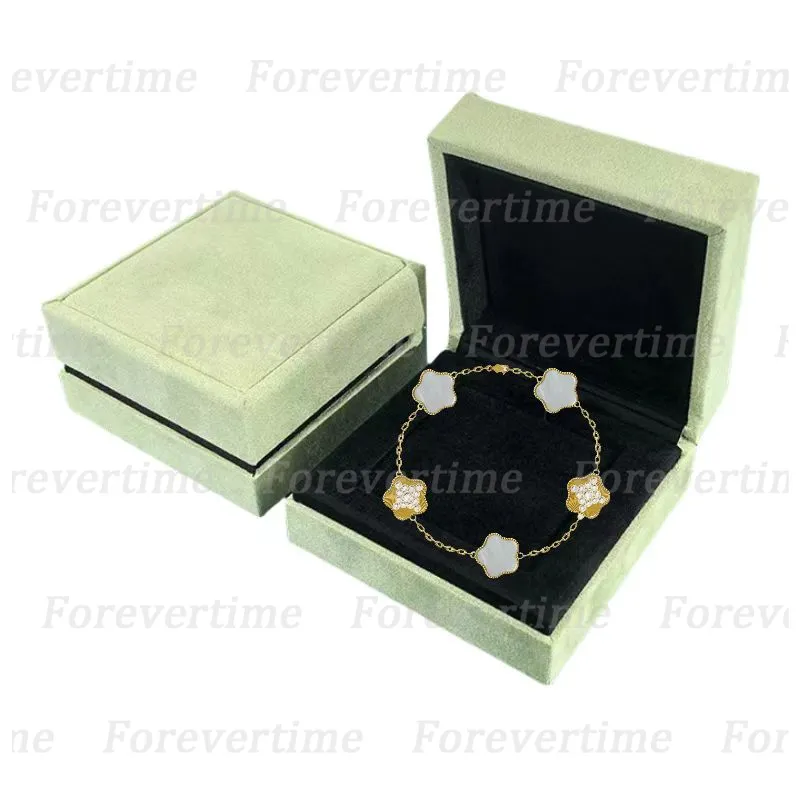5 flowers Clover bracelet Pearl Mother 18K Plated Charm Bracelets for Women Valentine Day Christmas designer Jewelry Gift High quality chain with box