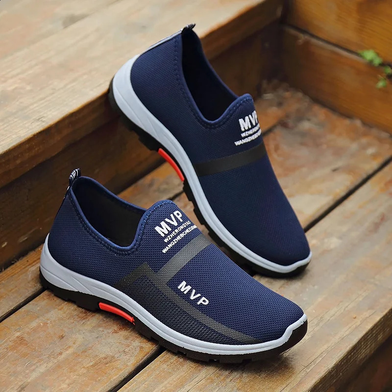 Summer Mesh Men Shoes Lightweight Sneakers Men Fashion Casual Walking Shoes Breathable Slip on Mens Loafers Zapatillas Hombre 240909CJ