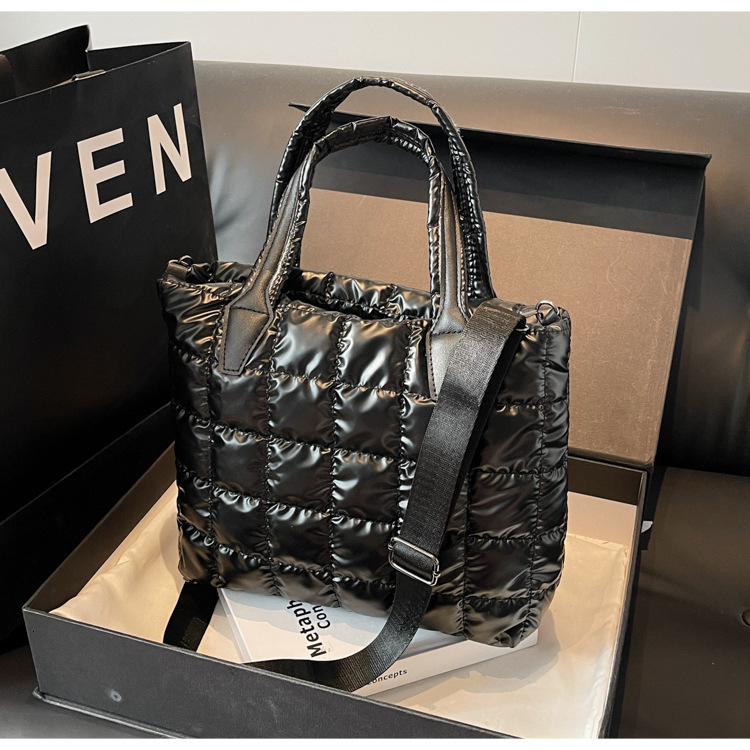 Women's fashion trend 2024 new handbag large capacity cotton clothing checkered shoulder tote diagonal cross bag