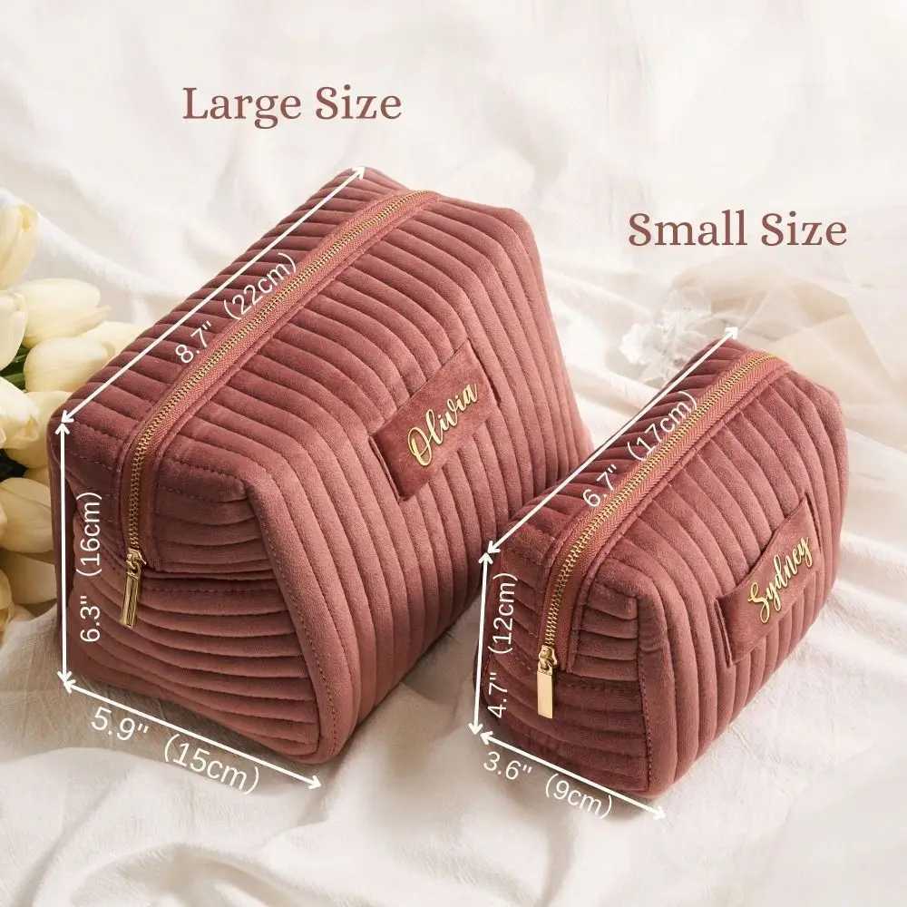 Hot Sale Large capacity makeup bag womens fashionable velvet makeup bag multifunctional makeup organizer womens toilet bag Z241219