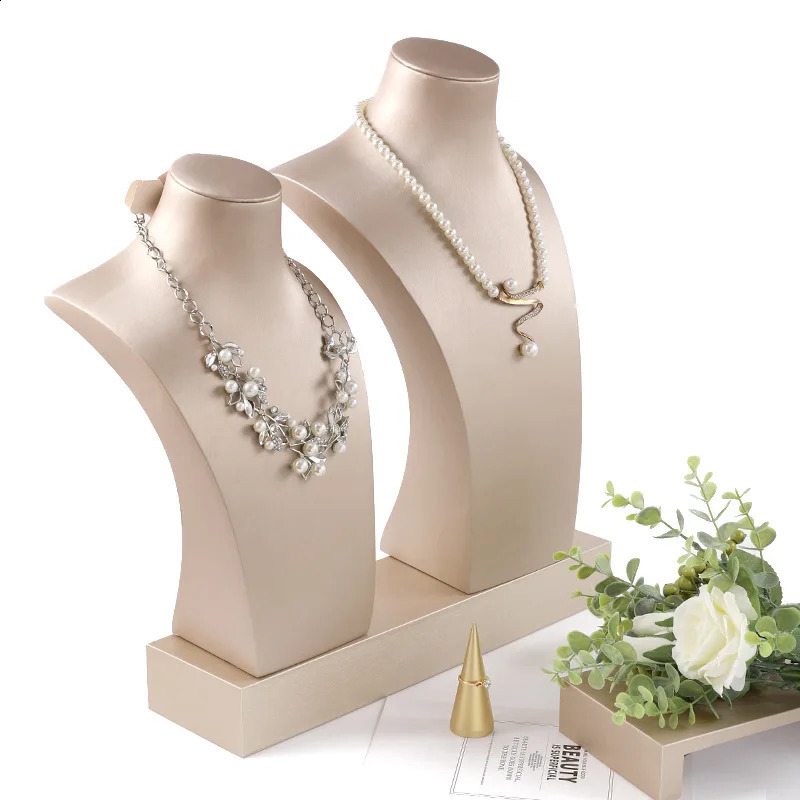 Novel Leather Jewelry Necklace Display Stand Bust Mannequin Pendant Chain Neck Model Presenting Rack Holder Shop Retail Showcase 240910