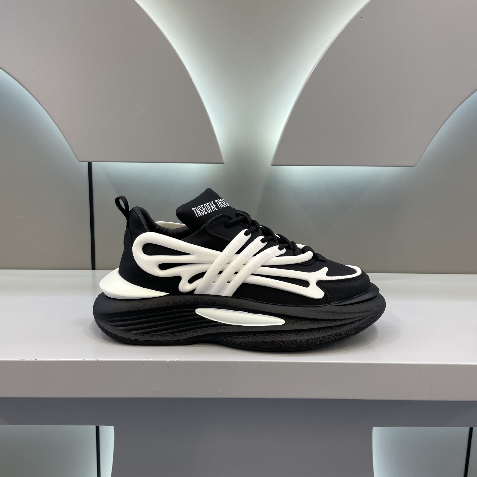 Ddmybear Autumn New Thick Soled Height Increasing Dad With A Niche Trendy Leather Surface, Versatile Sports And Casual Men's Shoes Chinese Brand 