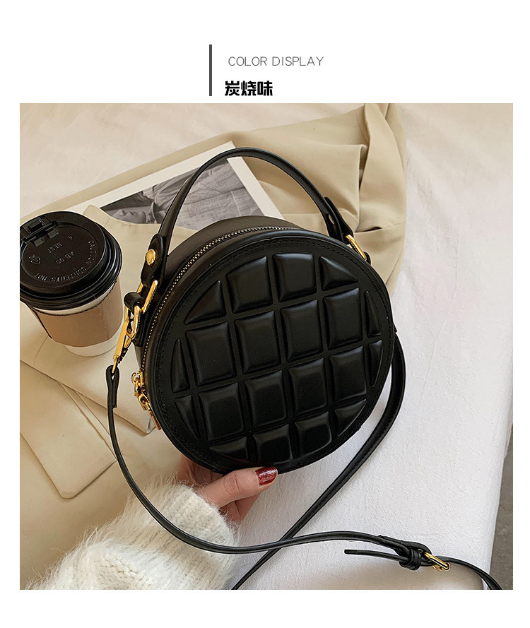 2022 new women's personalized diamond grid small round ins popular fashion single shoulder diagonal cross bag