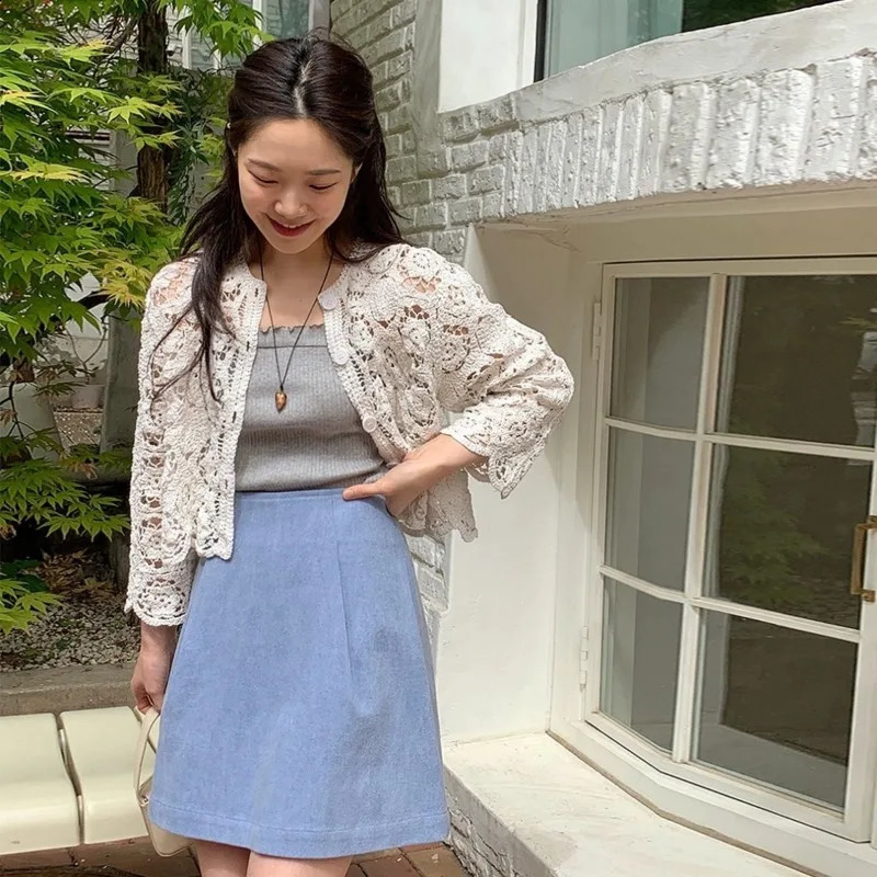 French Vintage Lace Hollow Knitted Embroidery n Short Outerwear Cardigan Sunscreen Clothing Womens Top Thin 240904