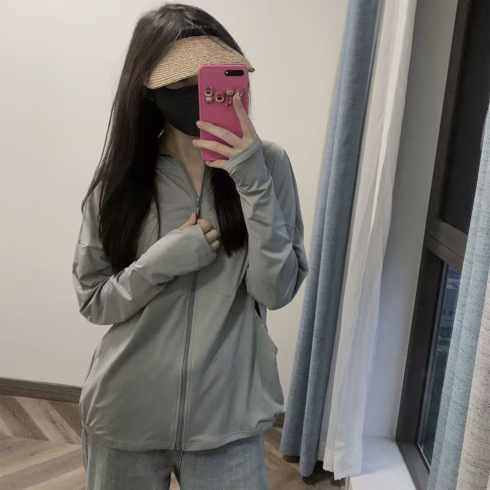 Summer ice silk sun protection clothing women wear thin breathable zipper long sleeve hooded coat loose.