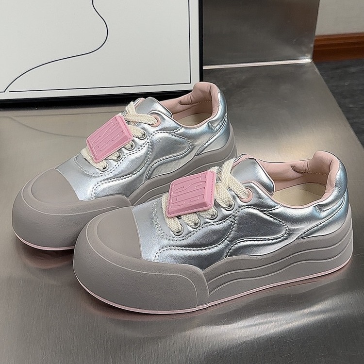 2024 Autumn New Soft Leather Versatile Thick Sole Niche Fashion Casual Shoes