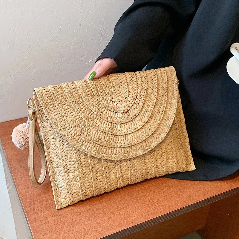 Summer Beach Straw Clutch Bag Cute Ball pendant Crossbody for Women Travel Shoulder Bags Purse Ladies Casual Wicker 240914