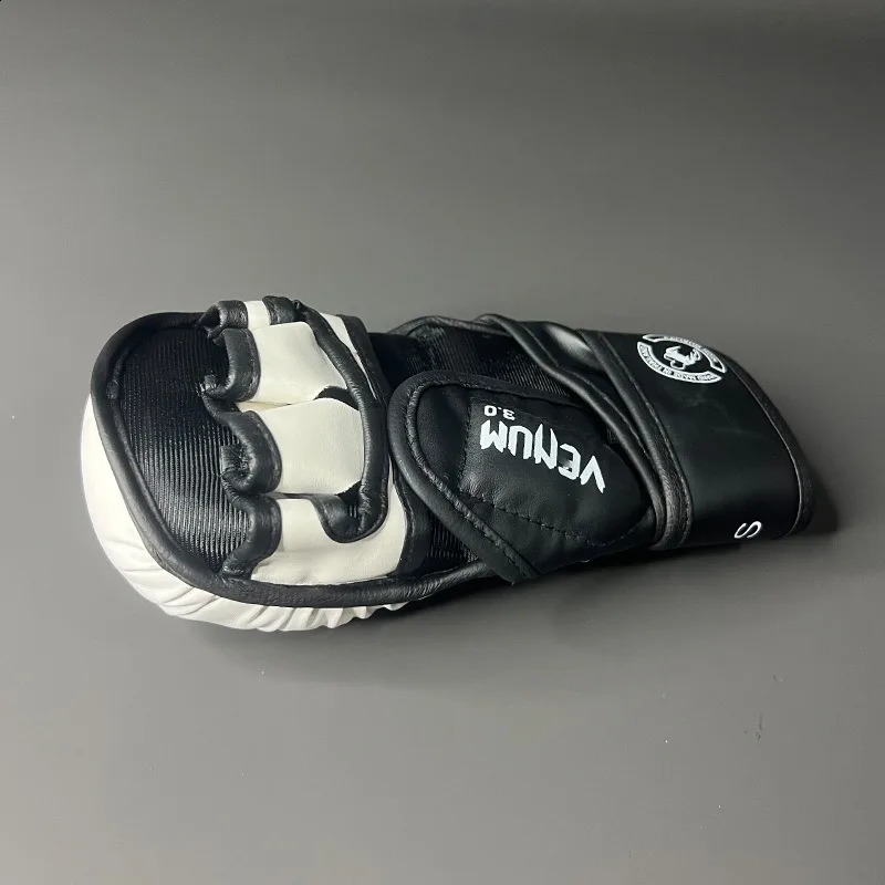 Professional MMA Boxing Gloves Half Finger Sandbag Karate Muay Thai Training Gloves Men Women Thickened Boxing Equipment 240906