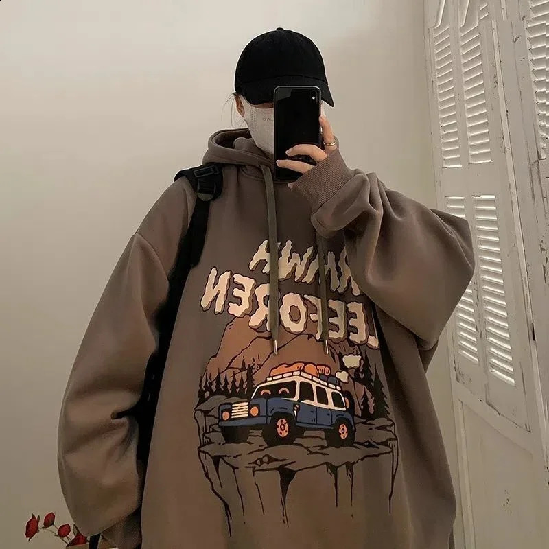 Sweatshirts For Man Print Green Hooded Anime Hoodies Mens Clothing Manga Funny Elegant Offers Streetwear Harajuku Fashion 240910