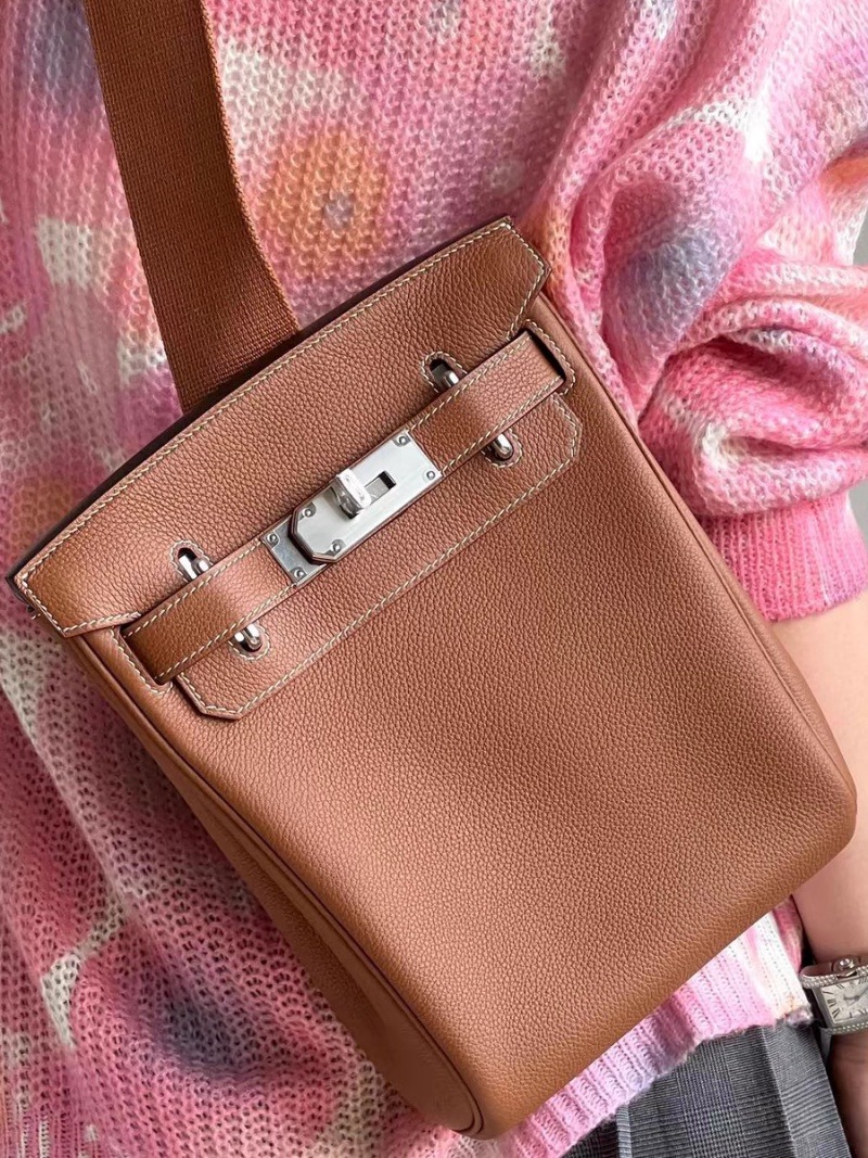 Togo Leather Cross Body Bag Men And Women HAC A DOS Soft Real Messenger Chest Bags Luxury Designer Flap Shoulder Belt Travel Backpack Silver Hardware 2490-1