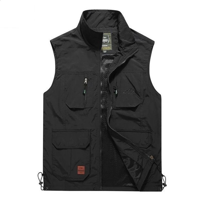 FGKKS Men Mesh Vest Multi Pocket Quick Dry Sleeveless Jacket Reporter Loose Outdoor Casual Thin Fishing Vests Waistcoat Male 240912