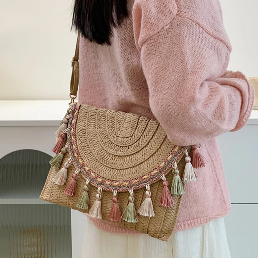 Retro square straw bag willow envelope tassel wrist handbag womens summer clutch beach shoulder 240913