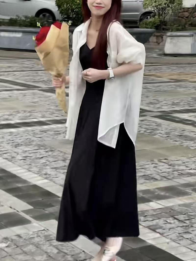 Thin long-sleeved sun protection clothes for women wear in summer 2024, with a sense of design, split-back shirts and ultra-thin tops.