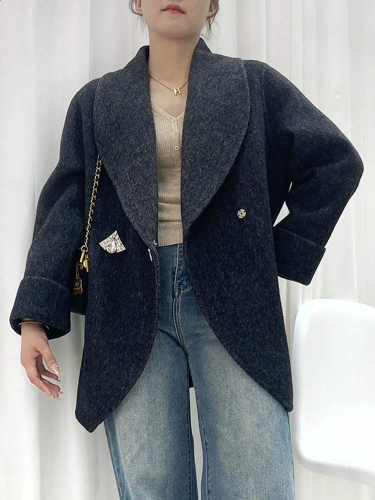 LANMREM High End Woolen Jackets Women Lapel Diamonds Single Breasted Solid Color Coat Fashion Autumn Winter 2AA1985 240911
